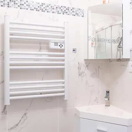 Le Grand Daussy Proche Gare & Centre D'amiens Apartment *